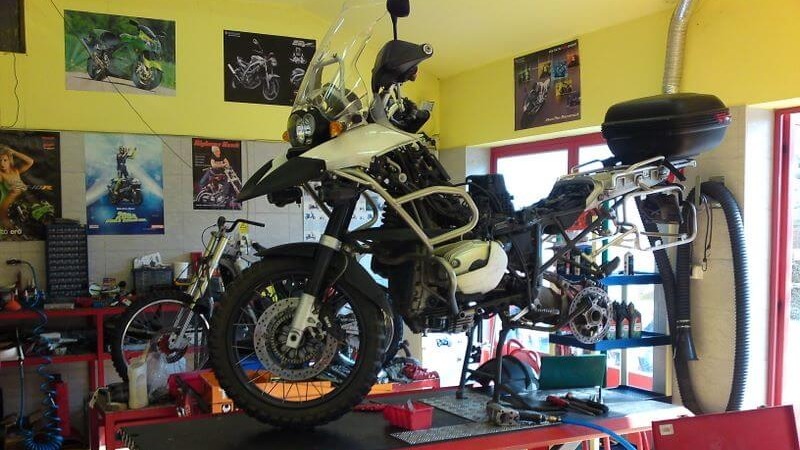 BMW GS szervíz kép