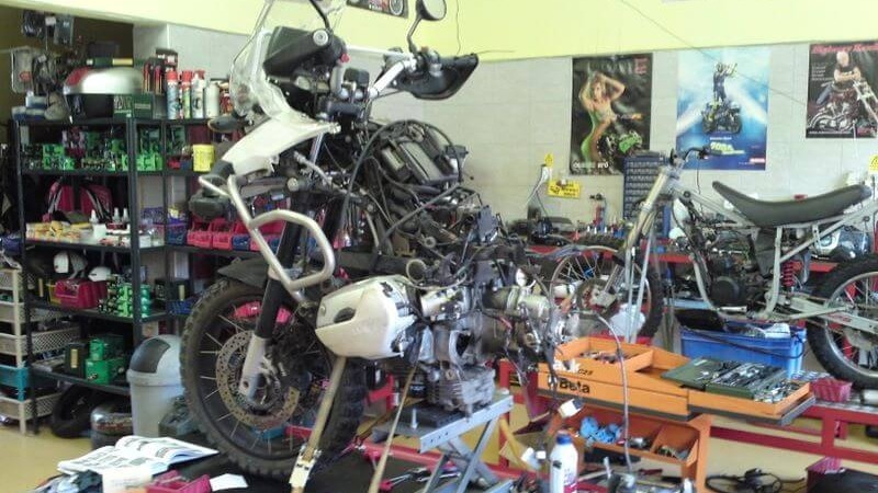 BMW GS szervíz kép