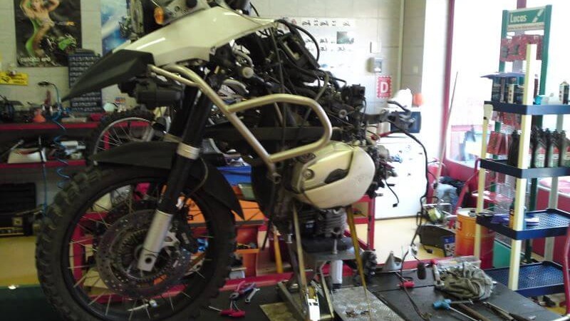 BMW GS szervíz kép